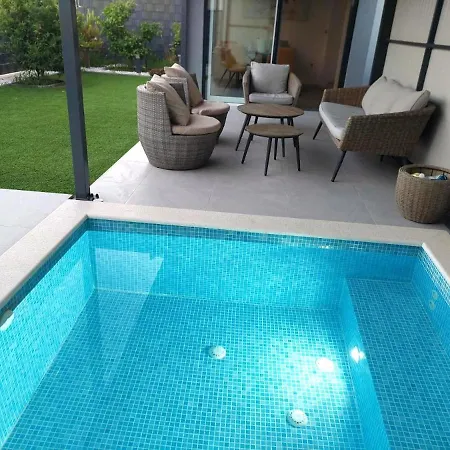 Unique - Garden With Private Heated Massage Pool Only For * Trogir