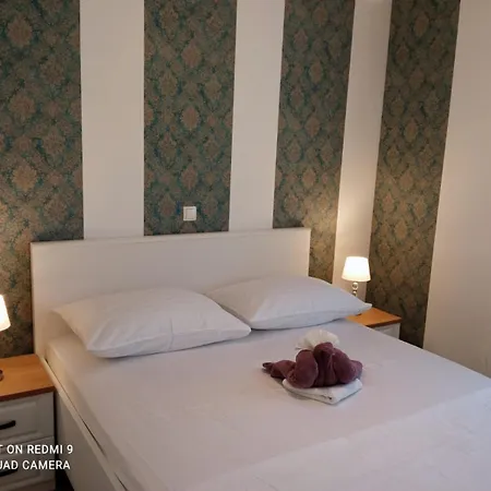 Unique - Garden With Private Heated Massage Pool Only For *