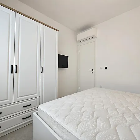 Unique - Garden With Private Heated Massage Pool Only For Appartement *