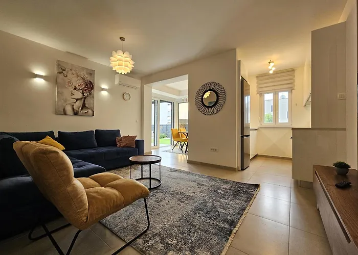 Unique - Garden With Private Heated Massage Pool Only For Διαμέρισμα Τρογκίρ