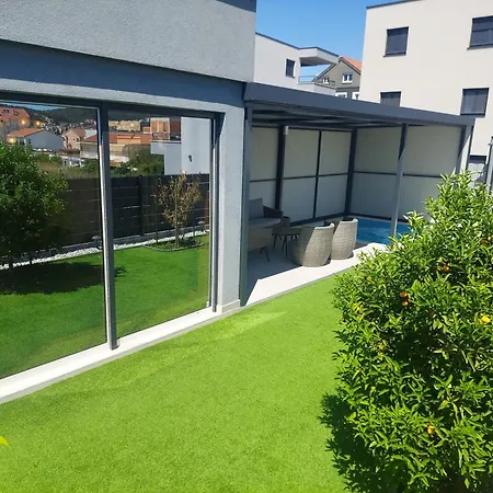 Unique - Garden With Private Heated Massage Pool Only For Apartament *