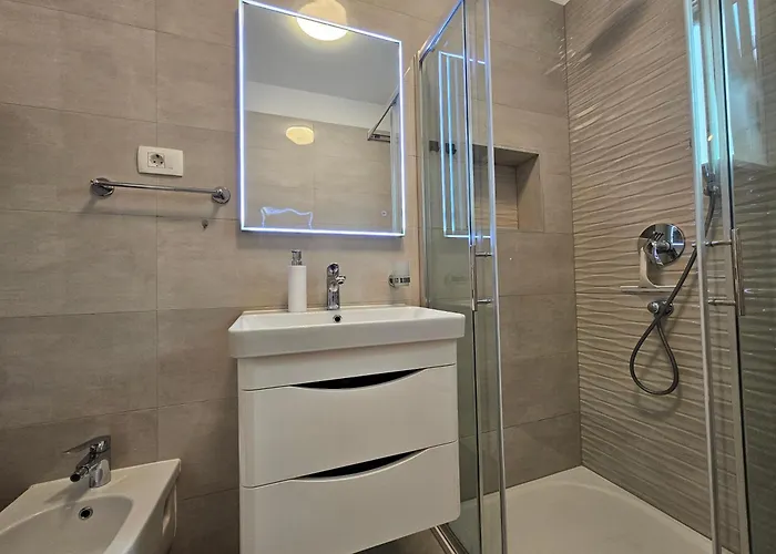 Apartment Unique - Garden With Private Heated Massage Pool Only For Trogir