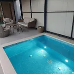 Unique - Garden With Private Heated Massage Pool Only For