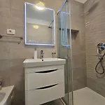 Daire Unique - Garden With Private Heated Massage Pool Only For Trogir