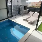 Daire Unique - Garden With Private Heated Massage Pool Only For