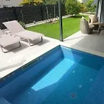 Daire Unique - Garden With Private Heated Massage Pool Only For Trogir